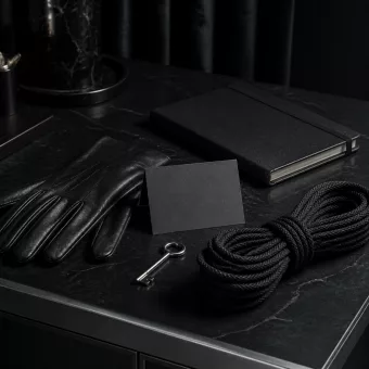 BDSM Escorts in Hong Kong: How to Discuss Kinks and Boundaries