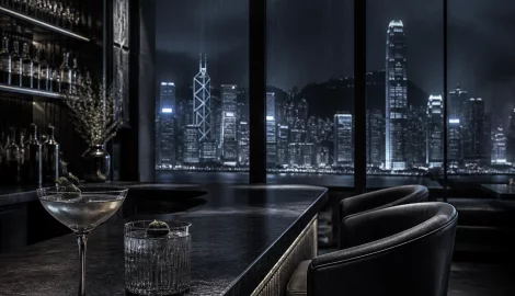 Central Hong Kong Bars for a Public Date with an Escort