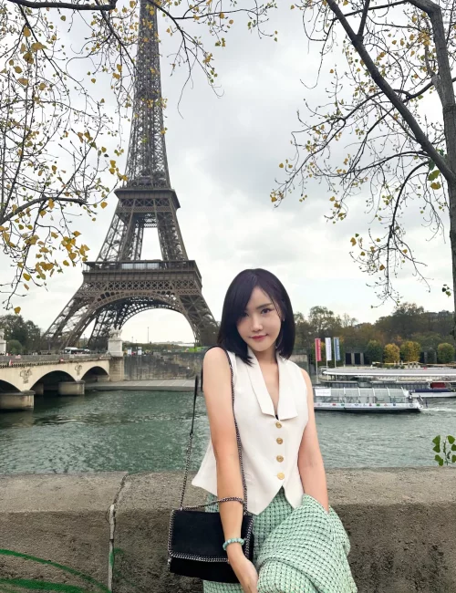 Riko photo 6, asian, athletic, brunette, 170 cm, 56 kg, Medium bust, Hong Kong