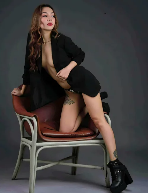Zita photo 10, asian, slim, brunette, 160 cm, 47 kg, Medium bust, Hong Kong