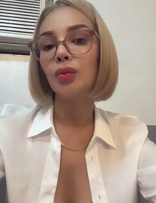 Kanon photo 5, slavic, busty, blonde hair, 162 cm, 53 kg, Large bust, Hong Kong