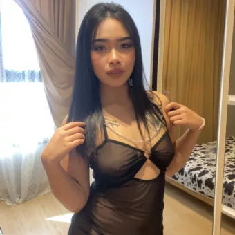 Puk photo 4, asian, athletic, black hair, 165 cm, 54 kg, Medium bust, Hong Kong