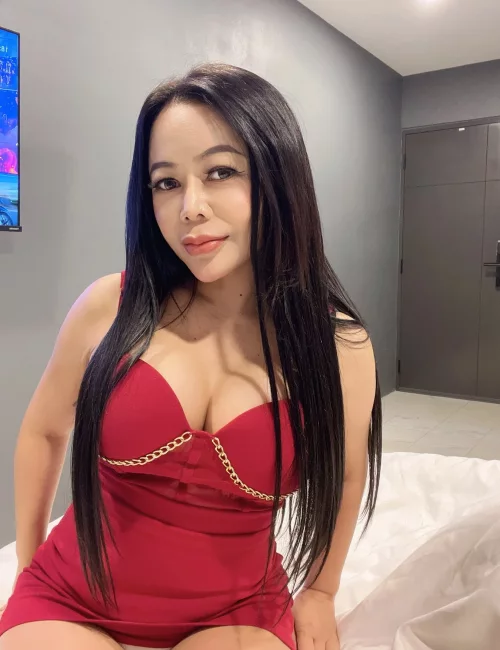 Siriphan photo 4, asian, slim, black hair, 150 cm, 40 kg, Large bust, Hong Kong