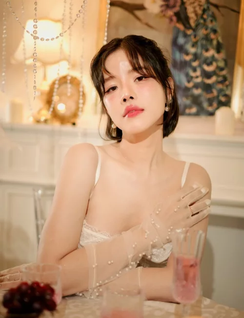 Natasha photo 11, asian, average, brunette, 170 cm, 62 kg, Small bust, Hong Kong