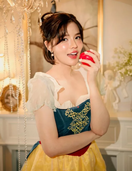 Natasha photo 8, asian, average, brunette, 170 cm, 62 kg, Small bust, Hong Kong