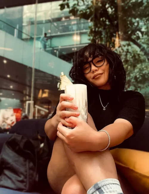Cherri photo 5, asian, busty, black hair, 166 cm, 55 kg, Large bust, Hong Kong