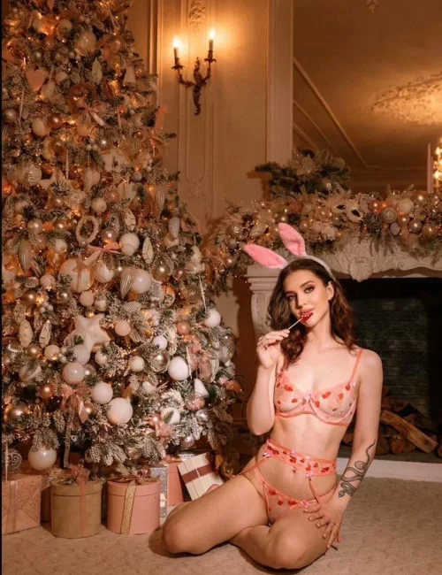 Nala photo 2, slavic, average, brunette, 168 cm, 61 kg, Medium bust, Hong Kong