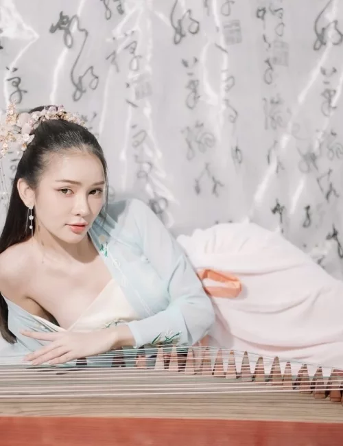 Daonin photo 3, asian, petite, black hair, 160 cm, 51 kg, Small bust, Hong Kong