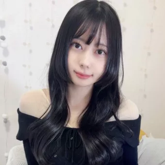 Aai photo 5, asian, petite, black hair, 155 cm, 52 kg, Medium bust, Hong Kong