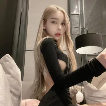 Sirena photo 4, asian, athletic, blonde hair, 167 cm, 56 kg, Small bust, Hong Kong