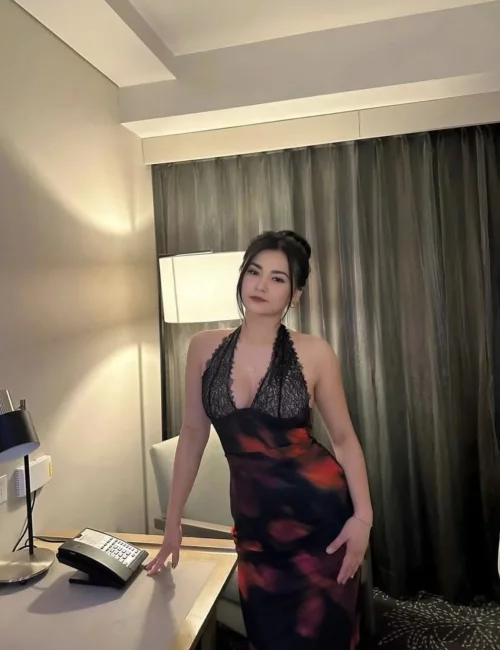 Hyun photo 4, asian, busty, black hair, 165 cm, 52 kg, Large bust, Hong Kong