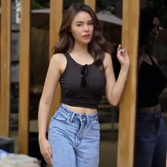 Hajin photo 2, asian, petite, brunette, 158 cm, 50 kg, Medium bust, Hong Kong