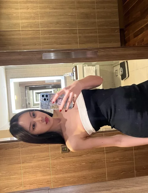 Nook photo 11, asian, athletic, black hair, 173 cm, 60 kg, Medium bust, Hong Kong