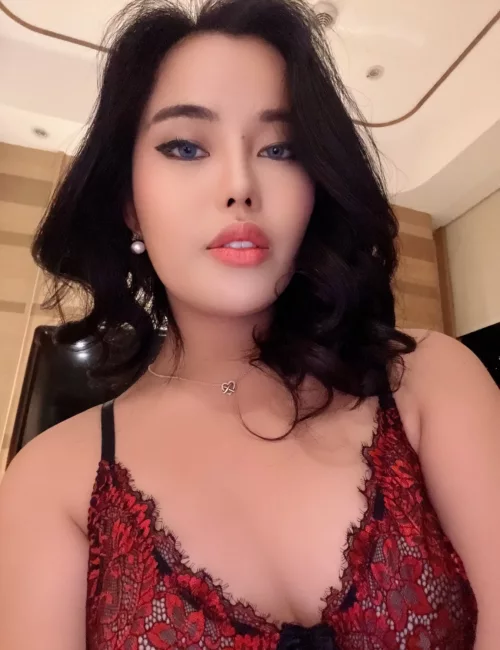 Jade photo 10, asian, athletic, black hair, 168 cm, 56 kg, Medium bust, Hong Kong