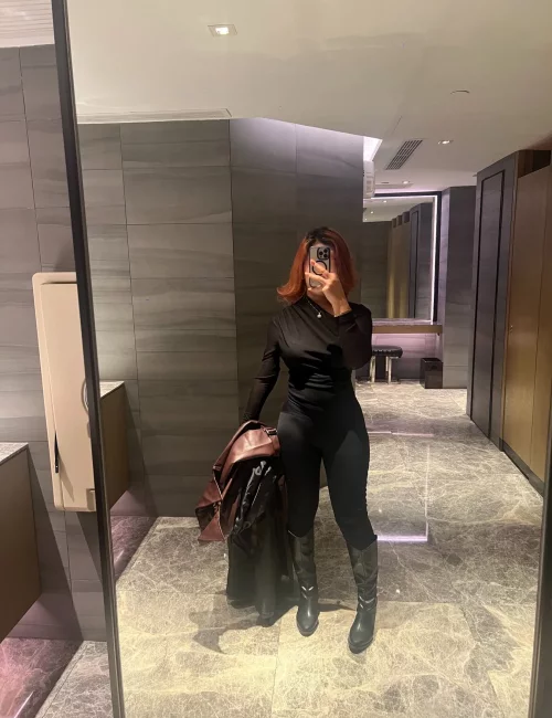 Jade photo 11, asian, athletic, black hair, 168 cm, 56 kg, Medium bust, Hong Kong