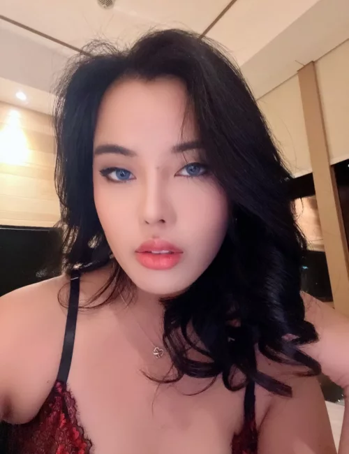 Jade photo 3, asian, athletic, black hair, 168 cm, 56 kg, Medium bust, Hong Kong