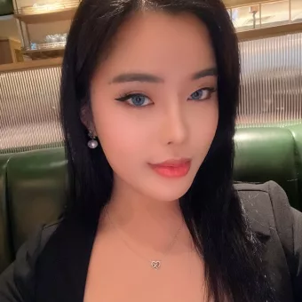 Jade photo 4, asian, athletic, black hair, 168 cm, 56 kg, Medium bust, Hong Kong
