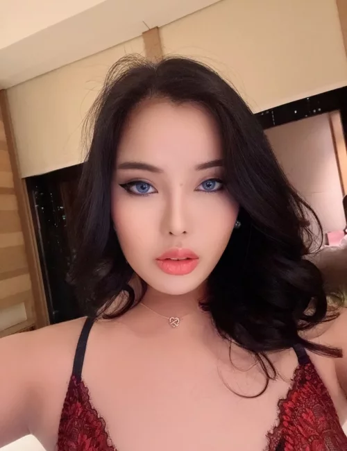 Jade photo 7, asian, athletic, black hair, 168 cm, 56 kg, Medium bust, Hong Kong