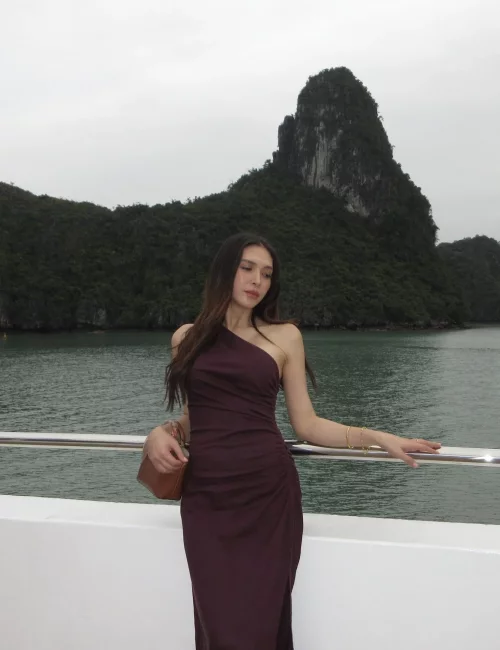Intira photo 19, slavic, athletic, brunette, 170 cm, 57 kg, Medium bust, Hong Kong