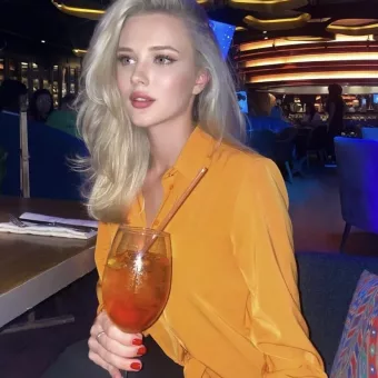 Keira photo 4, european, average, blonde hair, 165 cm, 58 kg, Medium bust, Hong Kong