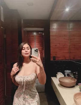 Alicia photo 1, slavic, curvy, brunette, 167 cm, 59 kg, Large bust, Hong Kong