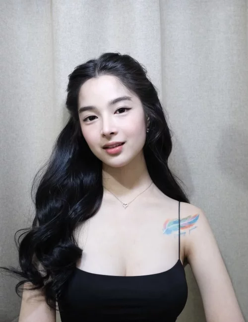Raven photo 5, asian, petite, black hair, 162 cm, 51 kg, Small bust, Hong Kong