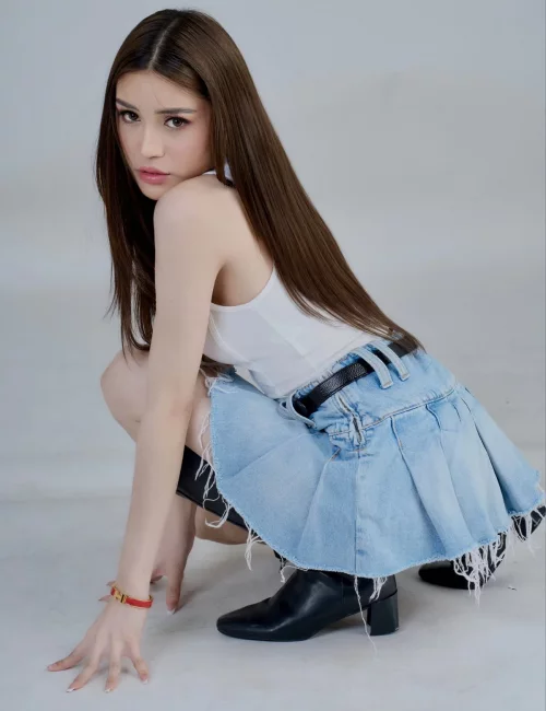 Electra photo 5, asian, petite, brunette, 162 cm, 53 kg, Small bust, Hong Kong