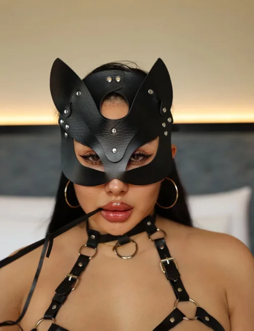 Magnolia photo 11, slavic, busty, black hair, 170 cm, 57 kg, Large bust, Hong Kong