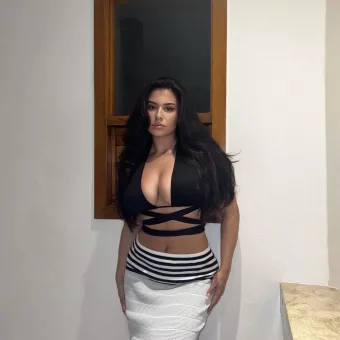 Lita photo 3, asian, busty, black hair, 167 cm, 56 kg, Large bust, Hong Kong