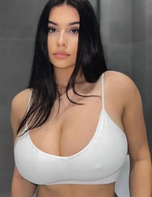 Lita photo 4, asian, busty, black hair, 167 cm, 56 kg, Large bust, Hong Kong
