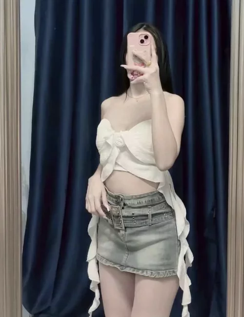 Kornkanok photo 5, asian, slim, black hair, 155 cm, 44 kg, Small bust, Hong Kong