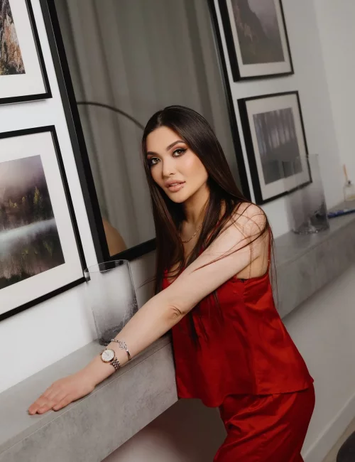 Antonia photo 4, european, average, brunette, 165 cm, 58 kg, Medium bust, Hong Kong