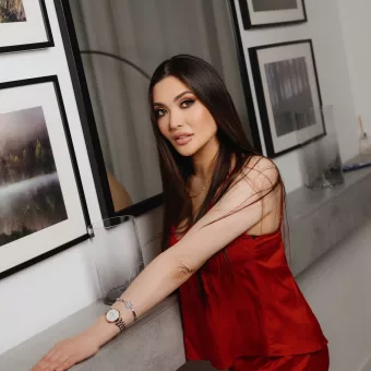 Antonia photo 4, european, average, brunette, 165 cm, 58 kg, Medium bust, Hong Kong