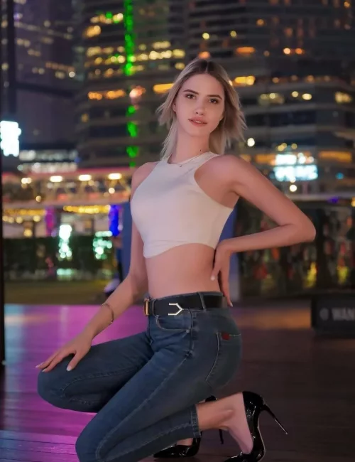 Zlata photo 2, slavic, average, blonde hair, 177 cm, 65 kg, Medium bust, Hong Kong