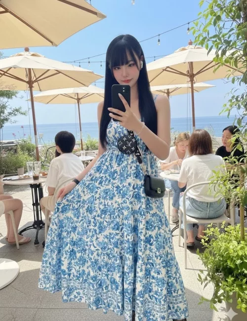 Sanae photo 1, asian, petite, black hair, 162 cm, 53 kg, Medium bust, Hong Kong