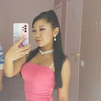 Chitose photo 3, asian, petite, black hair, 153 cm, 46 kg, Small bust, Hong Kong