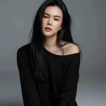 Wakako photo 3, asian, petite, black hair, 155 cm, 45 kg, Small bust, Hong Kong