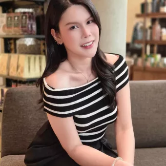 Wakako photo 4, asian, petite, black hair, 155 cm, 45 kg, Small bust, Hong Kong