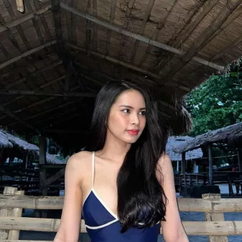 Erena photo 4, asian, petite, black hair, 162 cm, 50 kg, Medium bust, Hong Kong