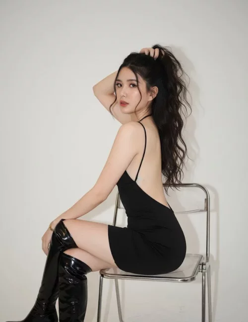 Tingxuan photo 1, asian, slim, black hair, 155 cm, 42 kg, Small bust, Hong Kong