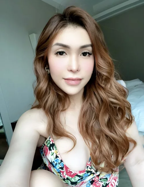 Natsuko photo 12, asian, average, red hair, 165 cm, 58 kg, Medium bust, Hong Kong