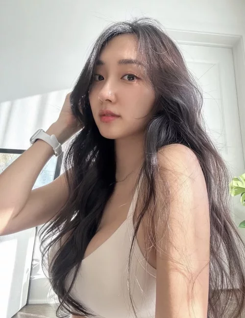 Haruna photo 4, slavic, busty, black hair, 162 cm, 52 kg, Large bust, Hong Kong