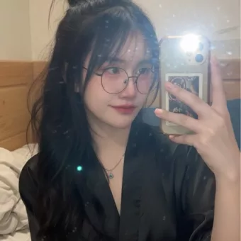 Shizune photo 2, asian, petite, black hair, 162 cm, 49 kg, Small bust, Hong Kong