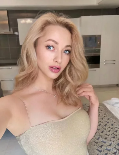 Anfisa photo 2, european, athletic, blonde hair, 170 cm, 57 kg, Medium bust, Hong Kong