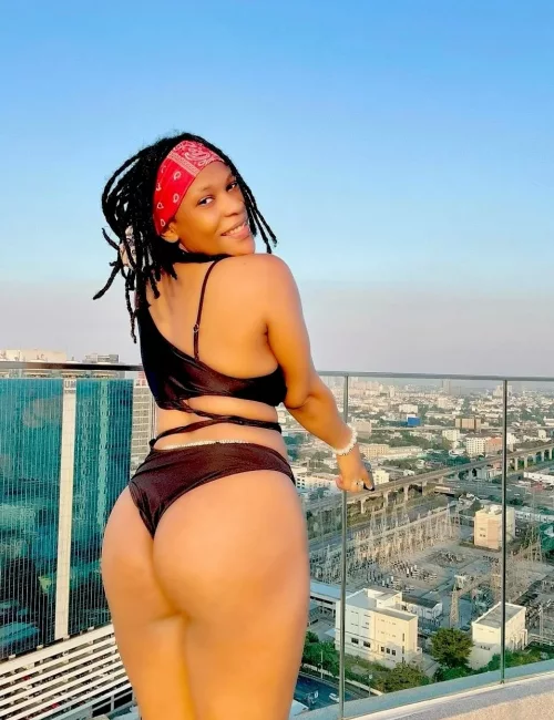 Adaeze photo 7, ebony / black, busty, black hair, 166 cm, 54 kg, Large bust, Hong Kong