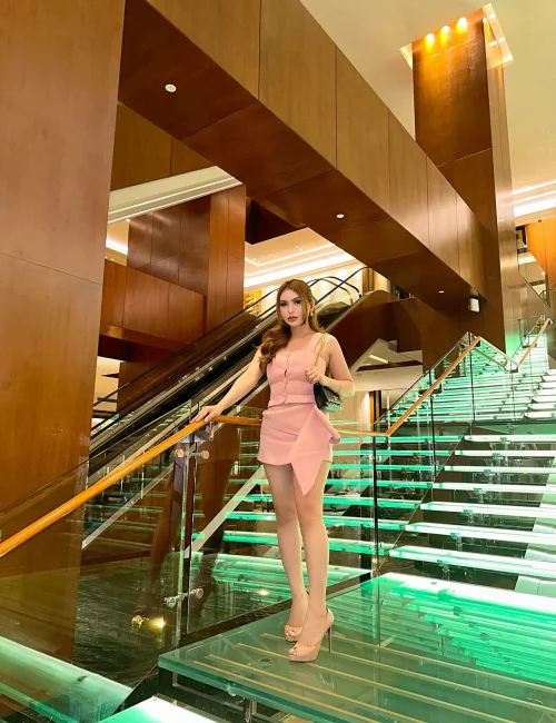 Kaori photo 14, european, busty, brunette, 155 cm, 49 kg, Large bust, Hong Kong