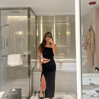 Vanna photo 3, asian, petite, brunette, 162 cm, 53 kg, Medium bust, Hong Kong