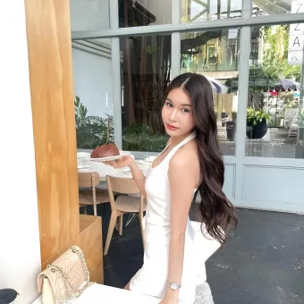 Sumire photo 5, asian, average, black hair, 169 cm, 61 kg, Small bust, Hong Kong