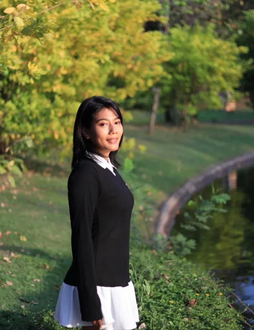 Siriwan photo 4, asian, average, black hair, 163 cm, 55 kg, Small bust, Hong Kong