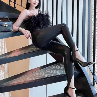 Okimi photo 4, asian, busty, black hair, 164 cm, 52 kg, Large bust, Hong Kong